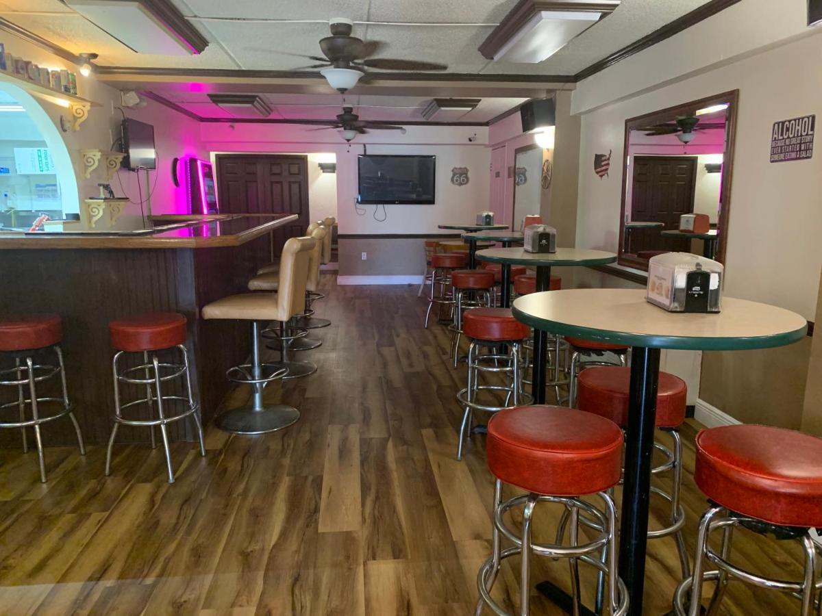 Americas Best Value Inn & Suites Мелбърн Екстериор снимка