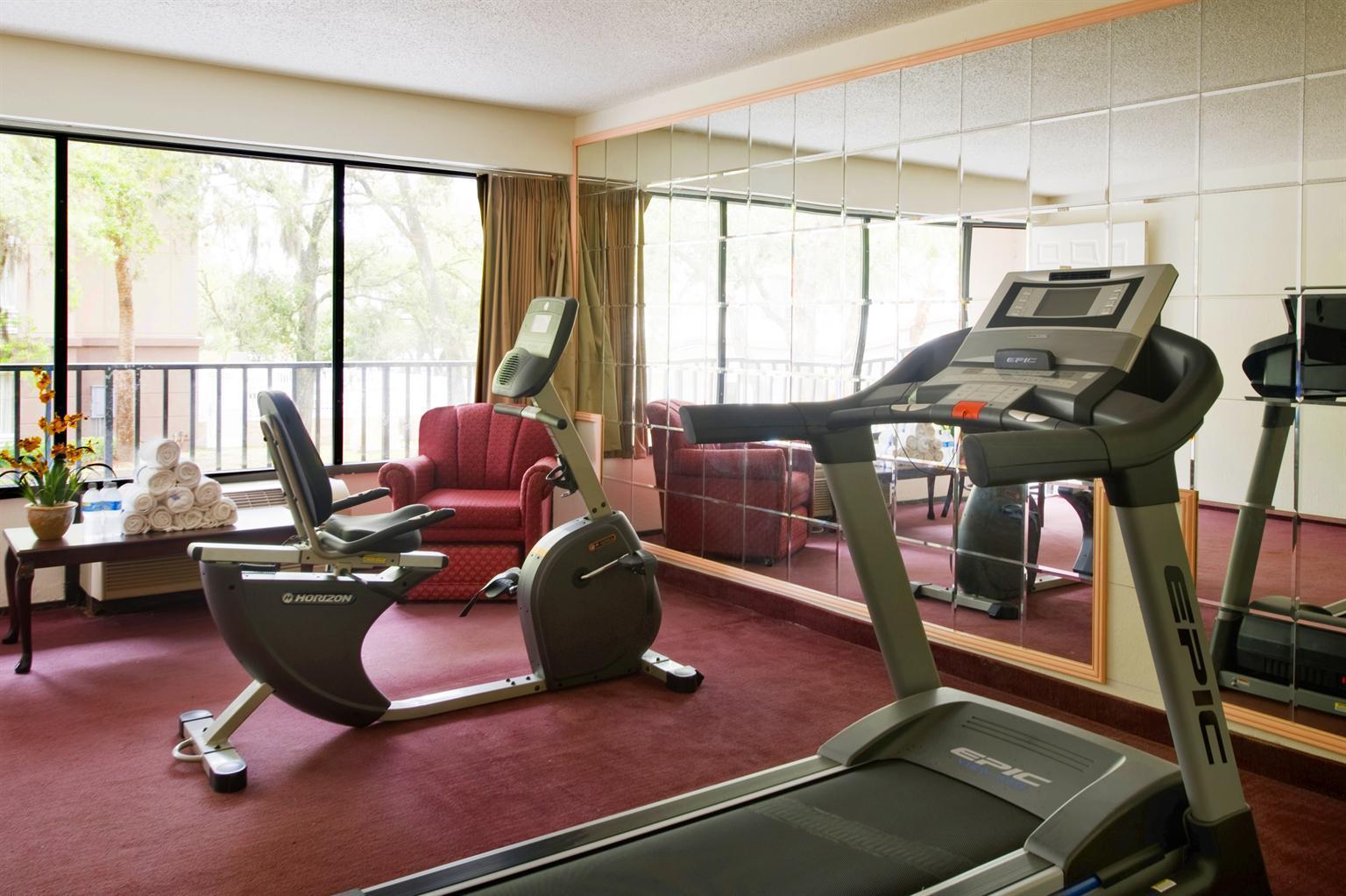 Americas Best Value Inn & Suites Мелбърн Екстериор снимка